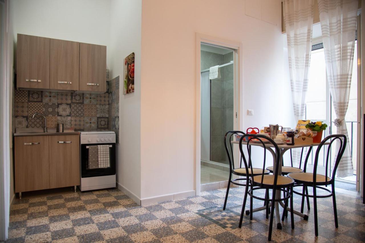 Apartamento Domus Anticaglia By Domusextra Nápoles Exterior foto
